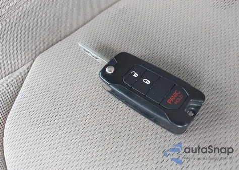 2015 Jeep Renegade Sport из США, поврежденный, VIN ZACCJAAHXFPC05459